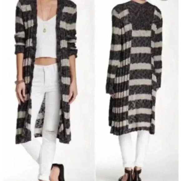 Free People Size XS Tan & Navy Blue Long Knit Cardigan Sweater Duster - Picture 1 of 9